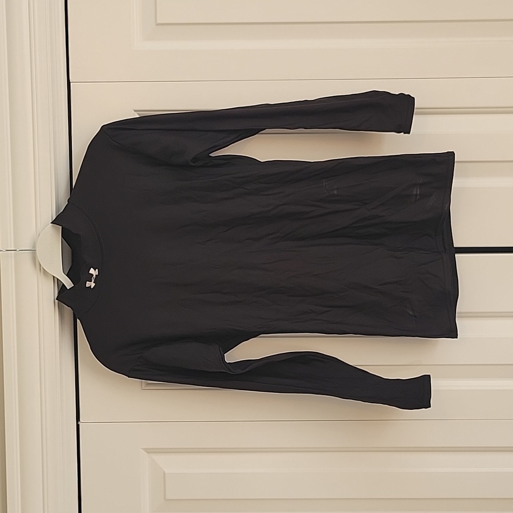 Under Armour Cold Gear Base Layer - Men's Medium Snug Fit for Warmth